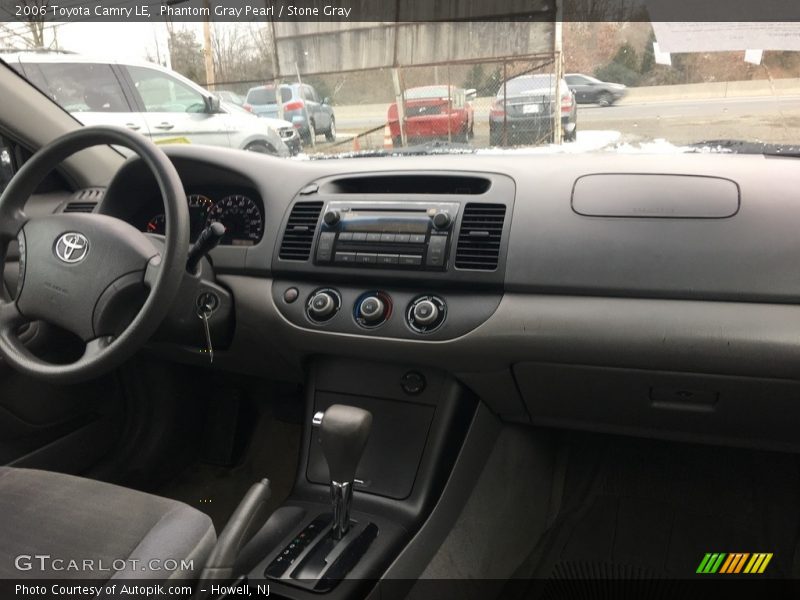 Phantom Gray Pearl / Stone Gray 2006 Toyota Camry LE