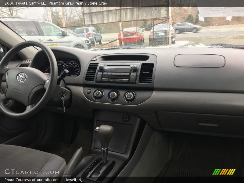 Phantom Gray Pearl / Stone Gray 2006 Toyota Camry LE