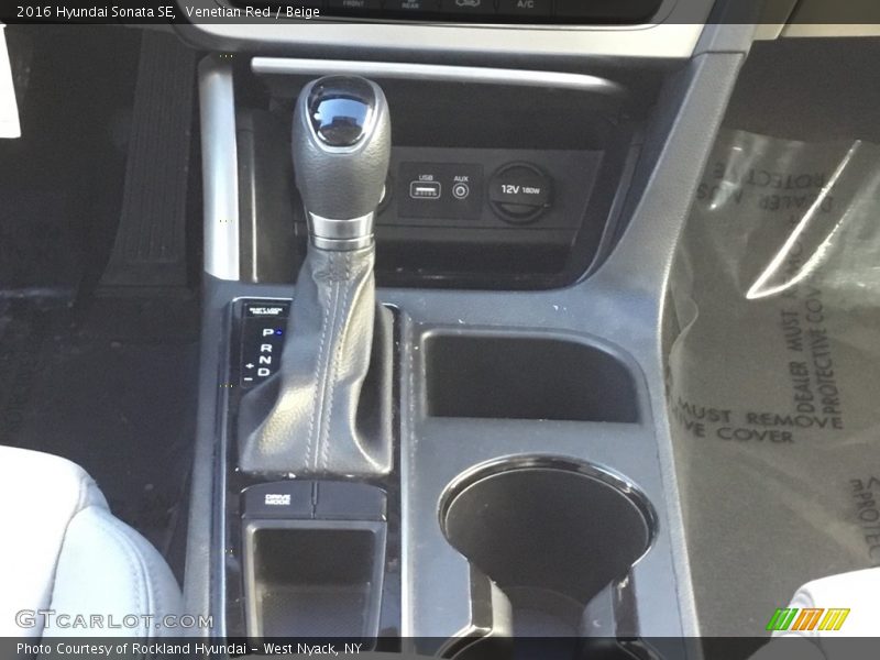 Venetian Red / Beige 2016 Hyundai Sonata SE