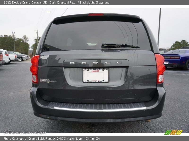 Dark Charcoal Pearl / Black/Light Graystone 2012 Dodge Grand Caravan SE