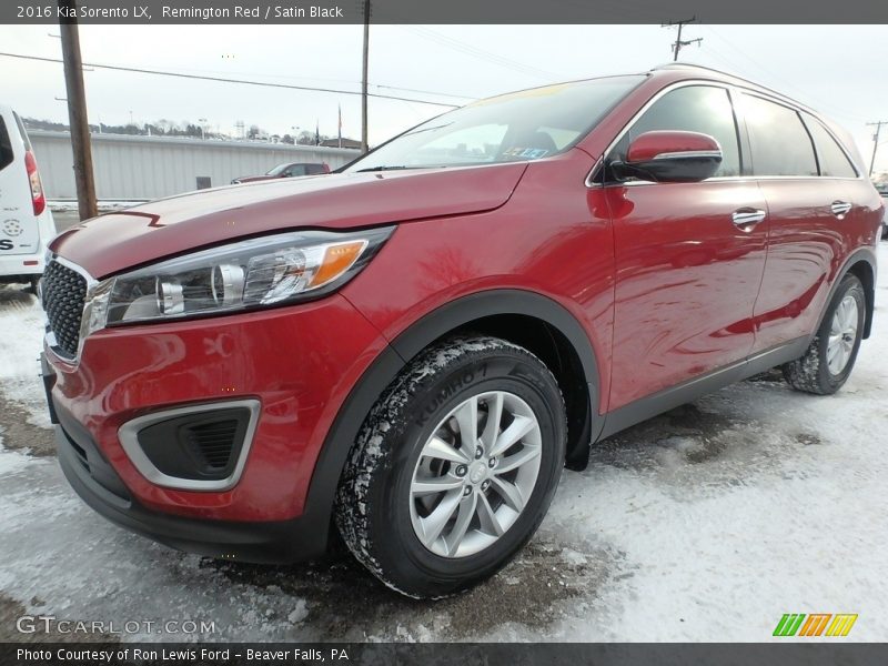 Remington Red / Satin Black 2016 Kia Sorento LX