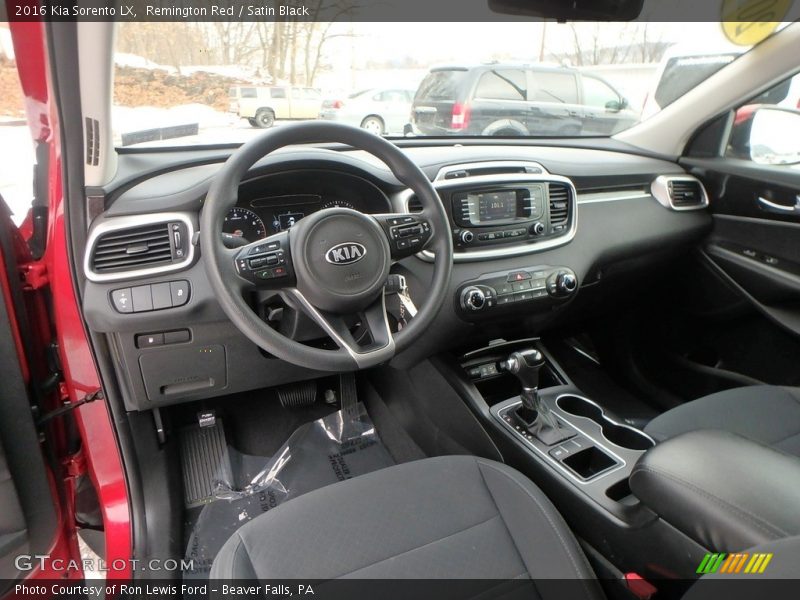 Remington Red / Satin Black 2016 Kia Sorento LX