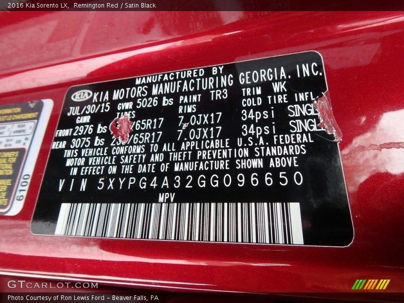 Remington Red / Satin Black 2016 Kia Sorento LX