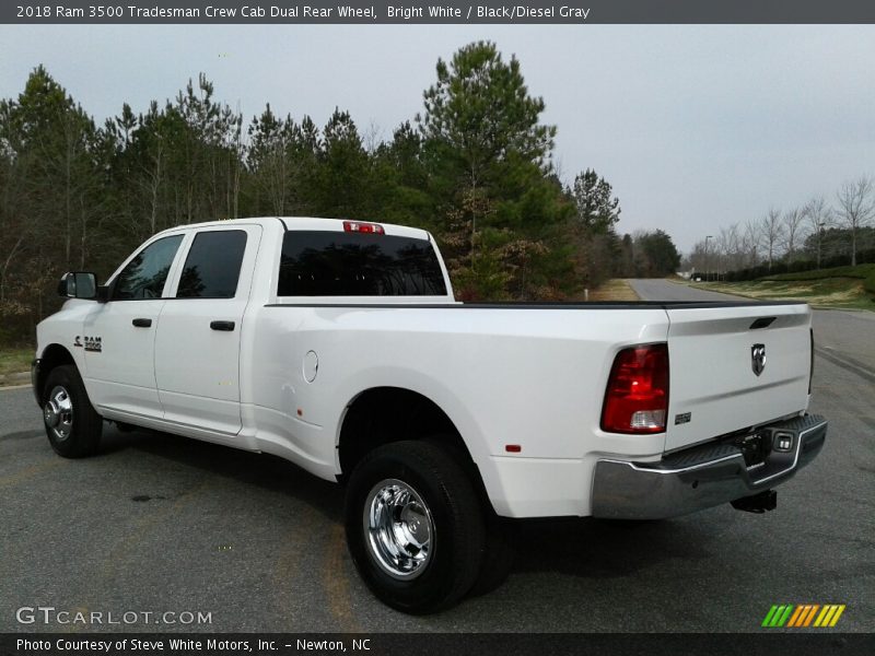Bright White / Black/Diesel Gray 2018 Ram 3500 Tradesman Crew Cab Dual Rear Wheel
