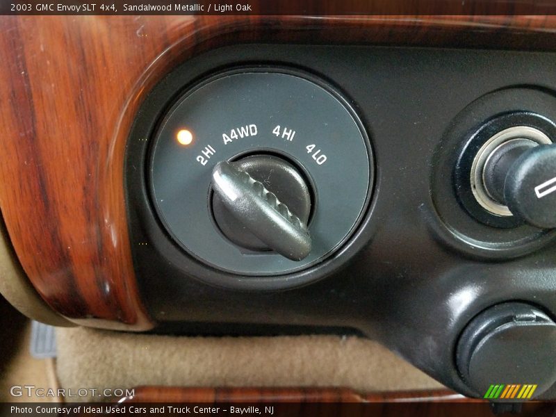 Sandalwood Metallic / Light Oak 2003 GMC Envoy SLT 4x4