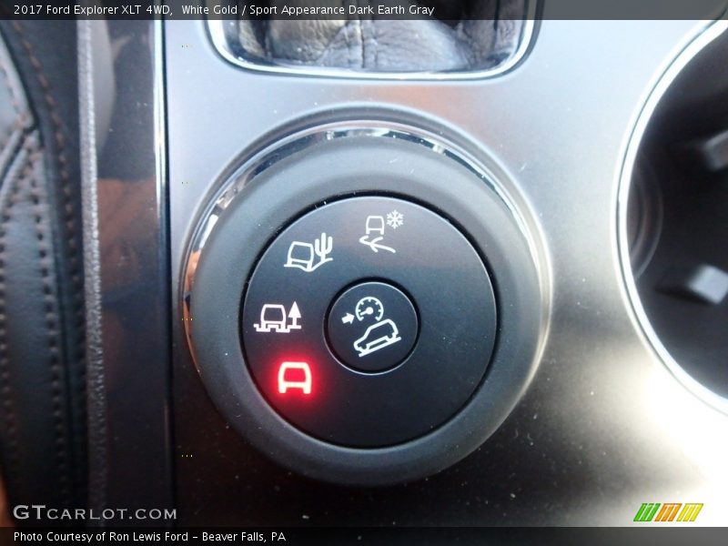 White Gold / Sport Appearance Dark Earth Gray 2017 Ford Explorer XLT 4WD