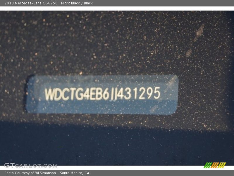 Night Black / Black 2018 Mercedes-Benz GLA 250