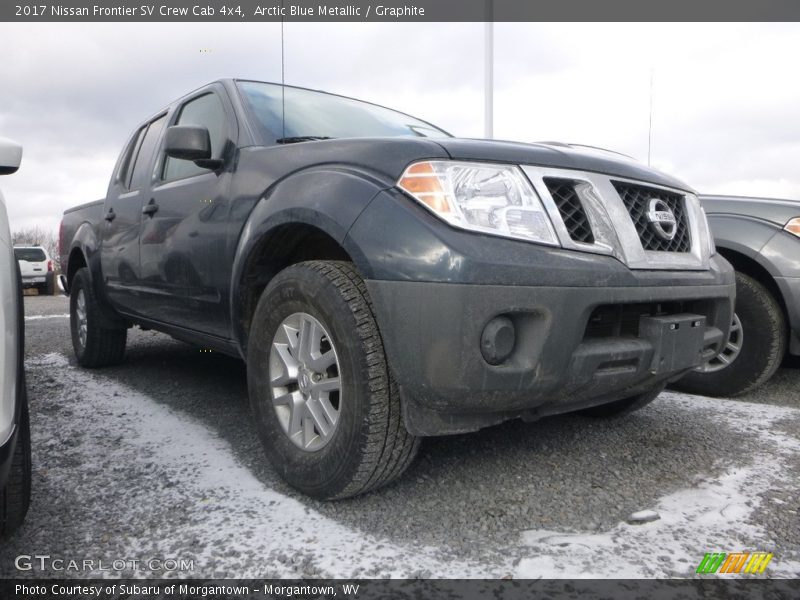 Arctic Blue Metallic / Graphite 2017 Nissan Frontier SV Crew Cab 4x4