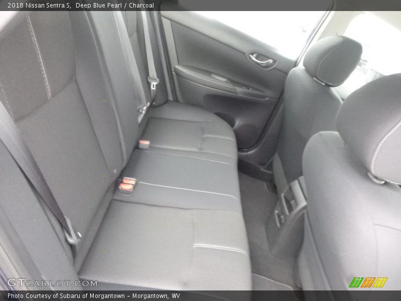 Deep Blue Pearl / Charcoal 2018 Nissan Sentra S