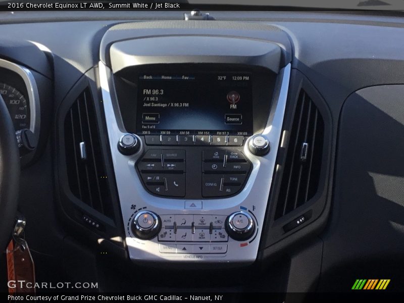 Summit White / Jet Black 2016 Chevrolet Equinox LT AWD
