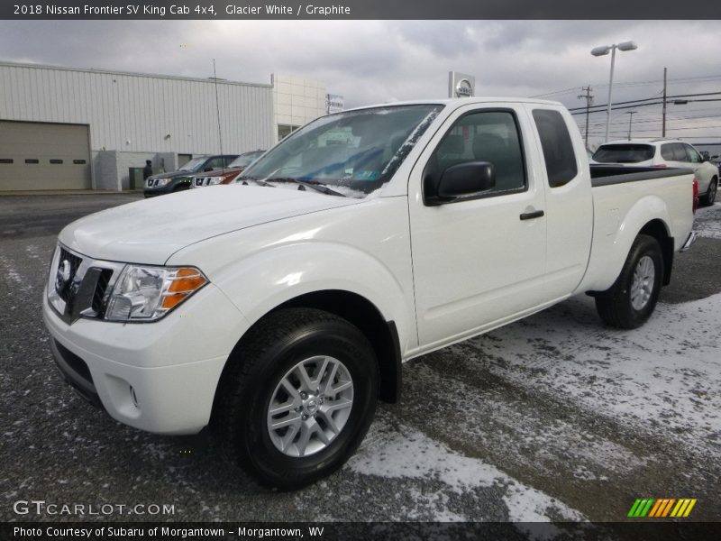 Front 3/4 View of 2018 Frontier SV King Cab 4x4