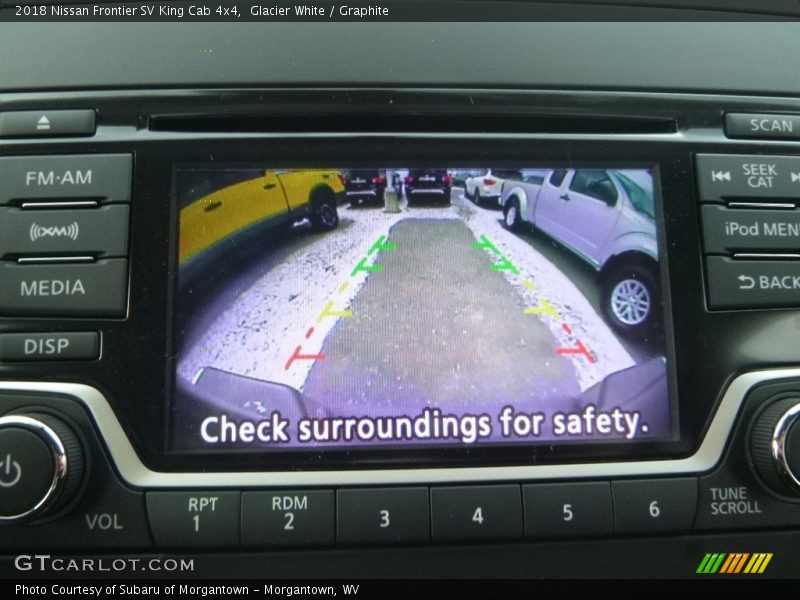 Glacier White / Graphite 2018 Nissan Frontier SV King Cab 4x4