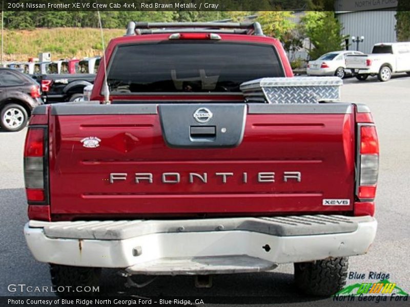 Red Brawn Metallic / Gray 2004 Nissan Frontier XE V6 Crew Cab 4x4