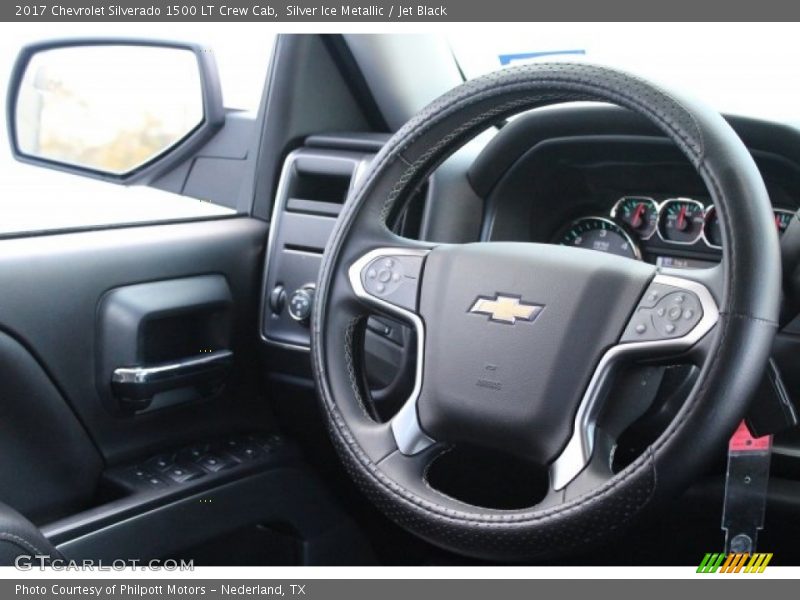 Silver Ice Metallic / Jet Black 2017 Chevrolet Silverado 1500 LT Crew Cab