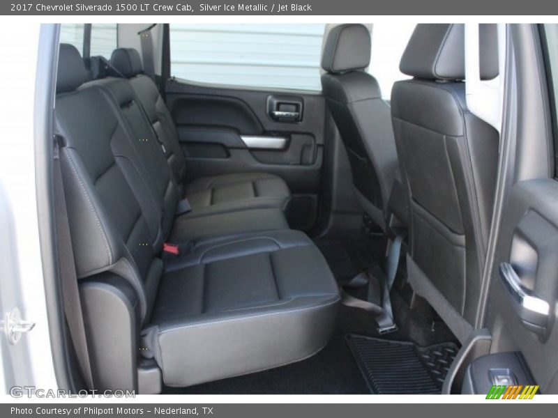 Silver Ice Metallic / Jet Black 2017 Chevrolet Silverado 1500 LT Crew Cab