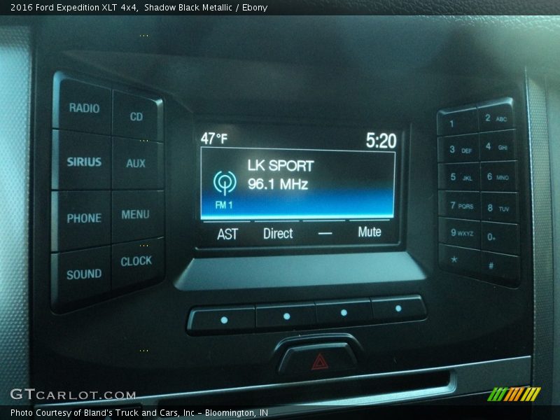 Shadow Black Metallic / Ebony 2016 Ford Expedition XLT 4x4