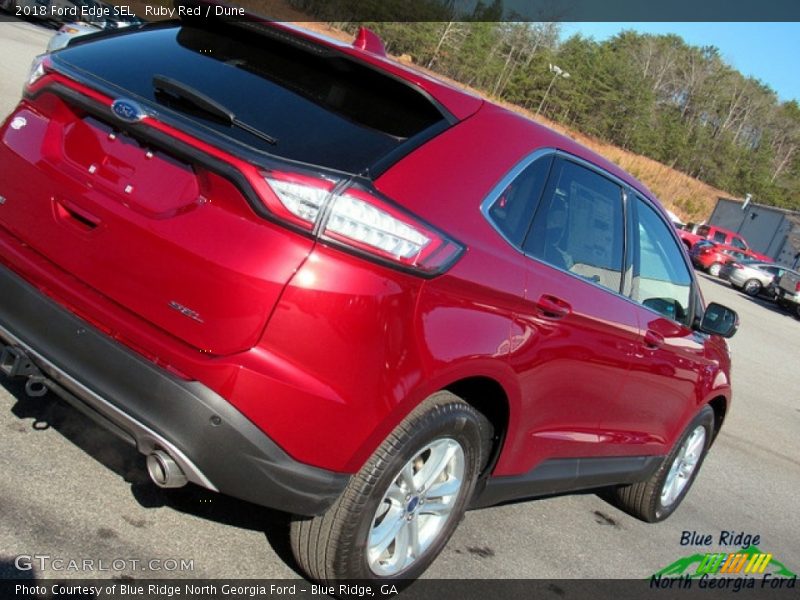 Ruby Red / Dune 2018 Ford Edge SEL