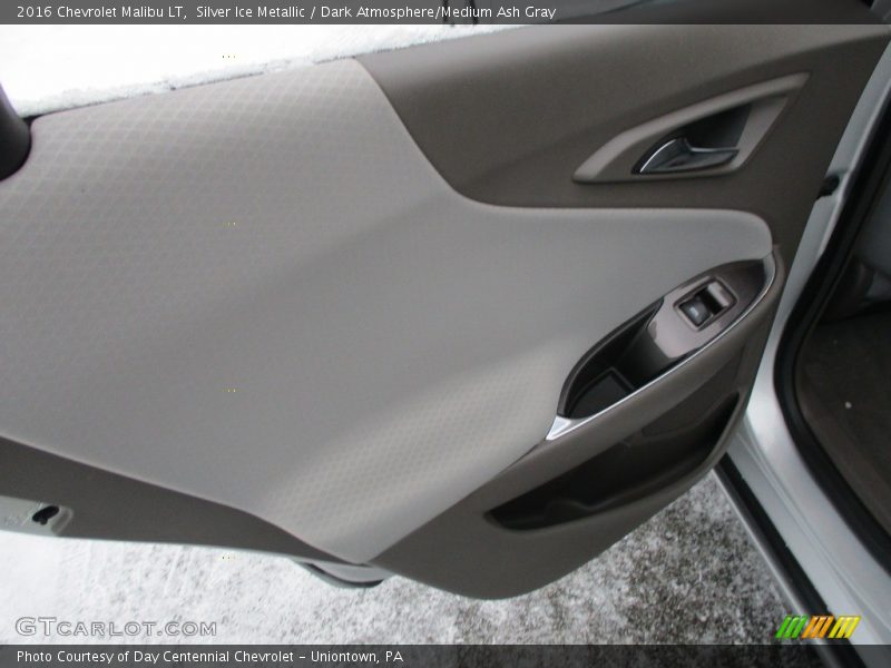 Silver Ice Metallic / Dark Atmosphere/Medium Ash Gray 2016 Chevrolet Malibu LT