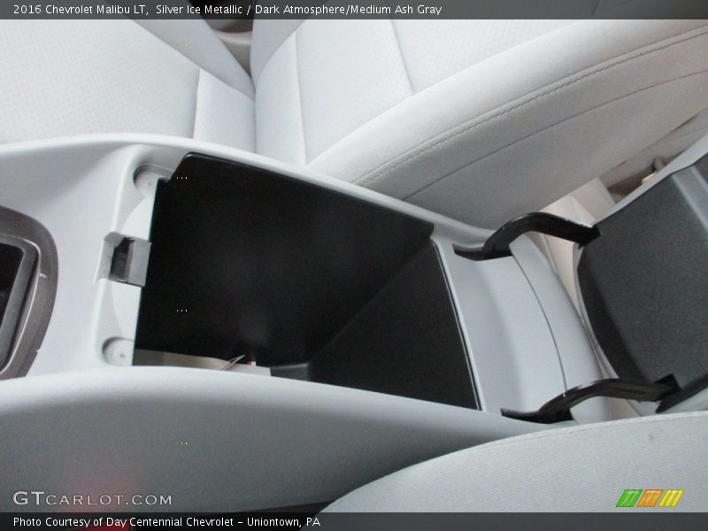 Silver Ice Metallic / Dark Atmosphere/Medium Ash Gray 2016 Chevrolet Malibu LT