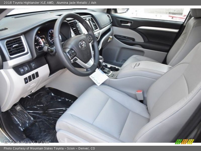 Alumina Jade Metallic / Ash 2018 Toyota Highlander XLE AWD