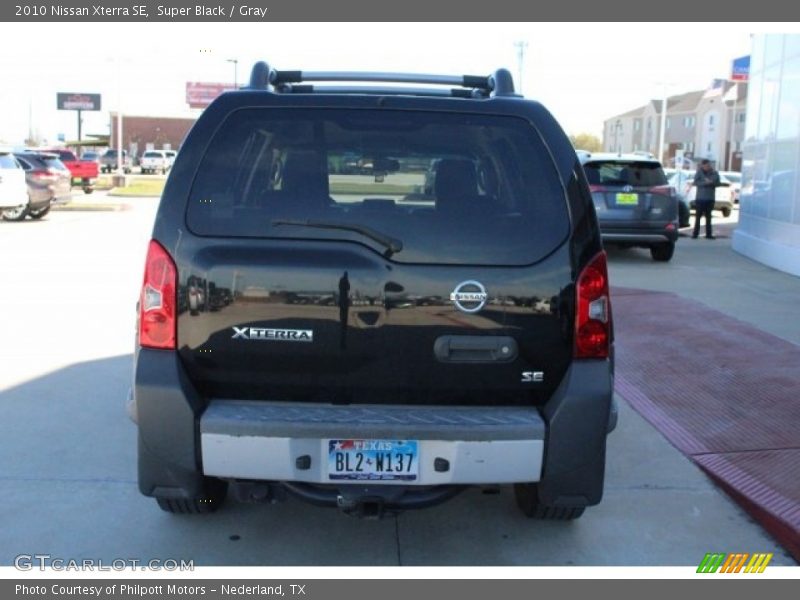 Super Black / Gray 2010 Nissan Xterra SE