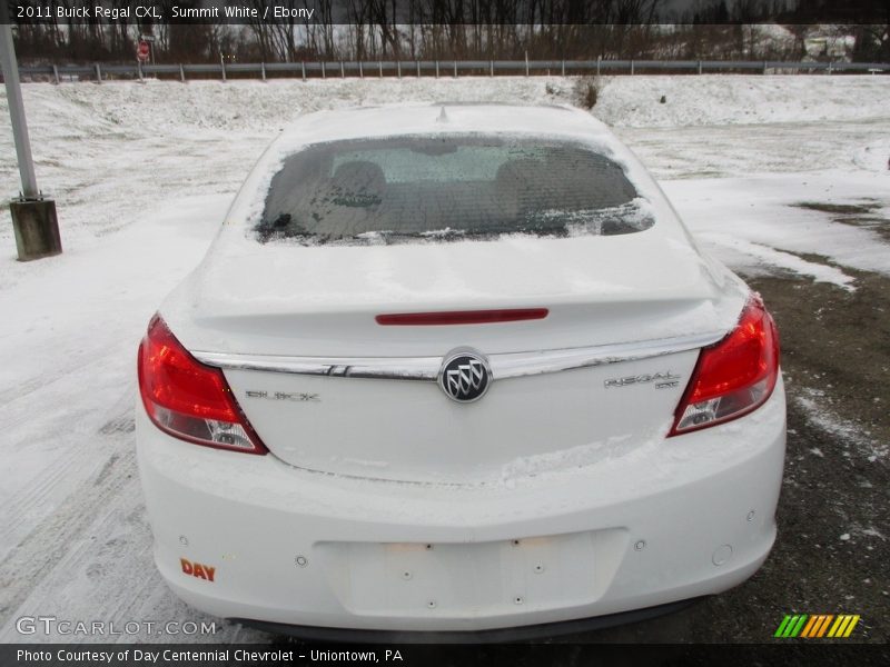 Summit White / Ebony 2011 Buick Regal CXL
