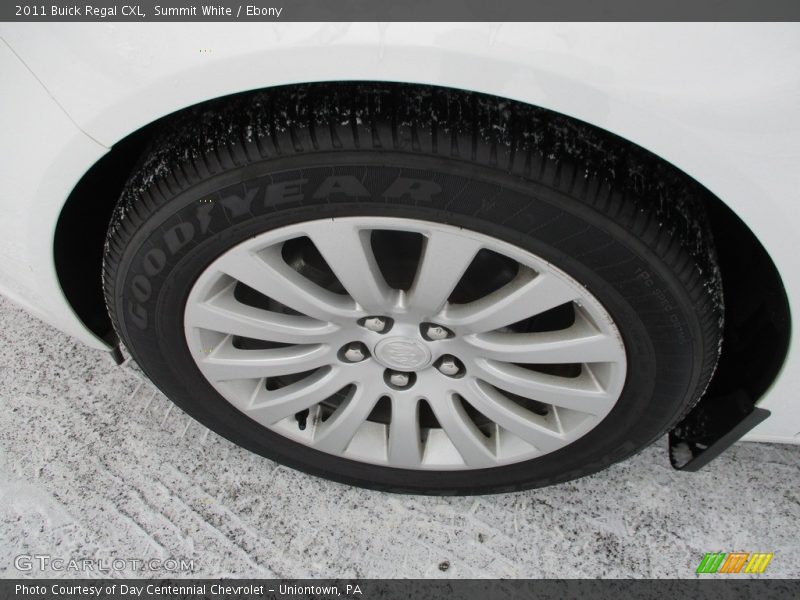 Summit White / Ebony 2011 Buick Regal CXL