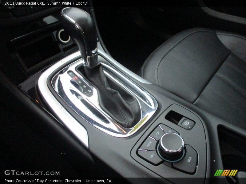 Summit White / Ebony 2011 Buick Regal CXL