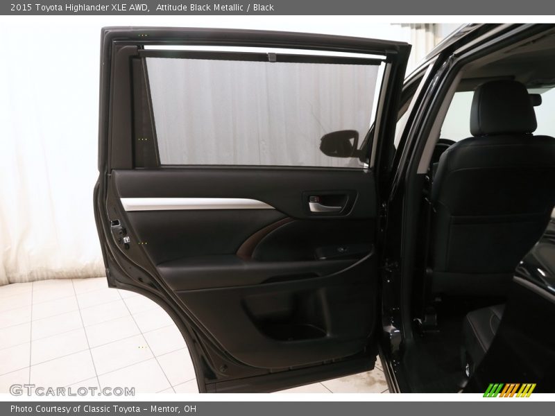 Attitude Black Metallic / Black 2015 Toyota Highlander XLE AWD