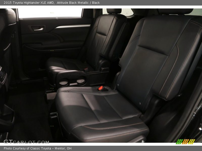 Attitude Black Metallic / Black 2015 Toyota Highlander XLE AWD