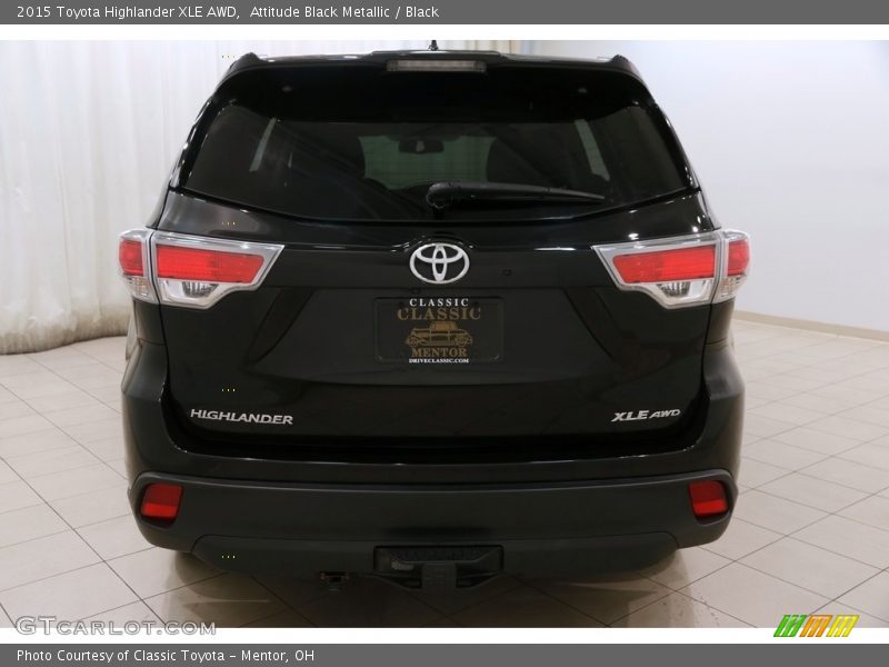 Attitude Black Metallic / Black 2015 Toyota Highlander XLE AWD