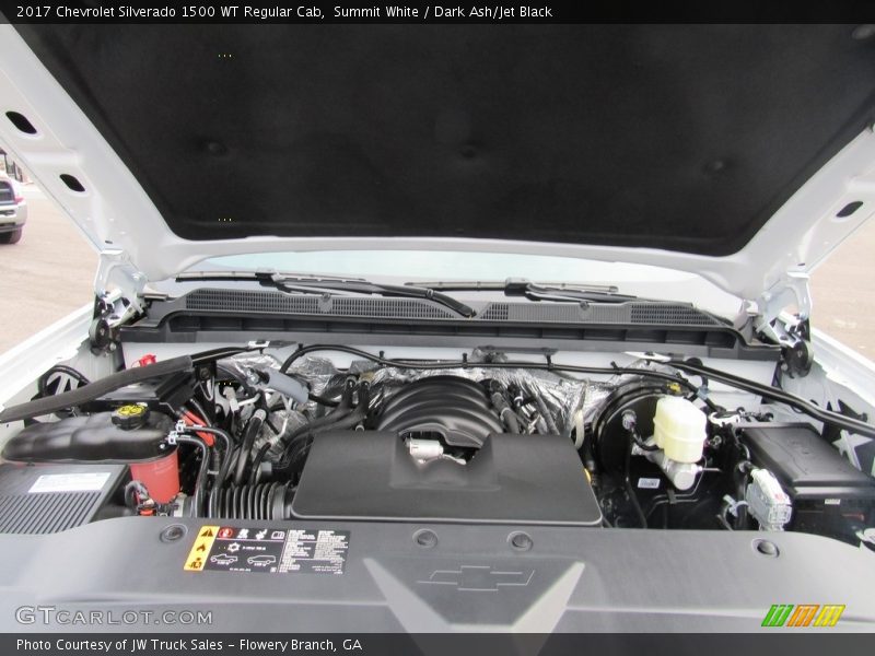 Summit White / Dark Ash/Jet Black 2017 Chevrolet Silverado 1500 WT Regular Cab