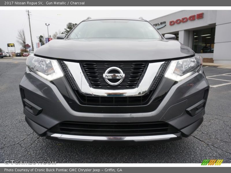 Gun Metallic / Charcoal 2017 Nissan Rogue SV