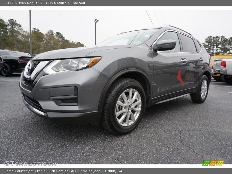 Gun Metallic / Charcoal 2017 Nissan Rogue SV