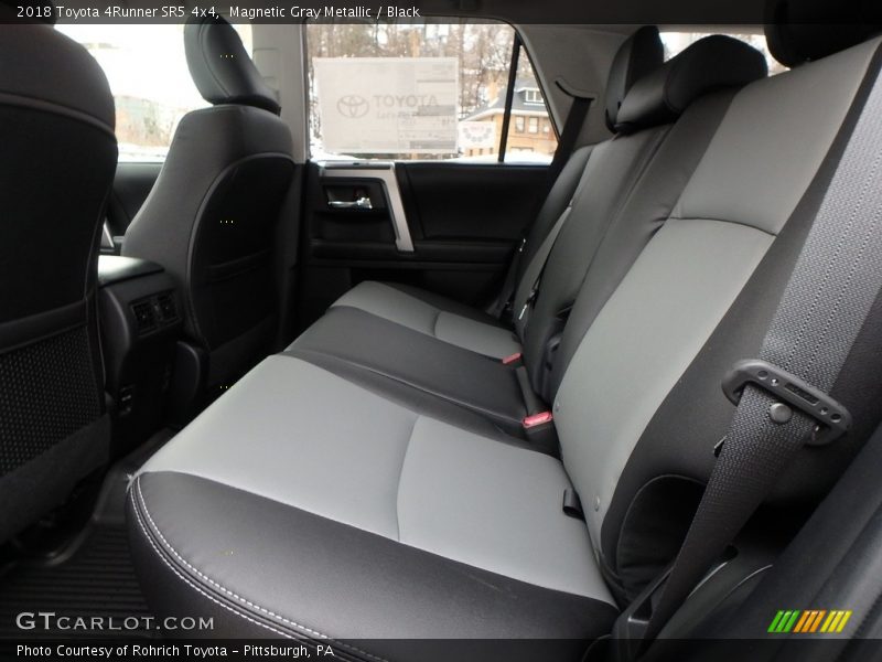 Magnetic Gray Metallic / Black 2018 Toyota 4Runner SR5 4x4