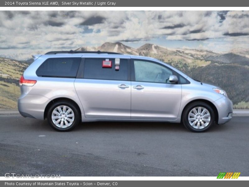 Silver Sky Metallic / Light Gray 2014 Toyota Sienna XLE AWD