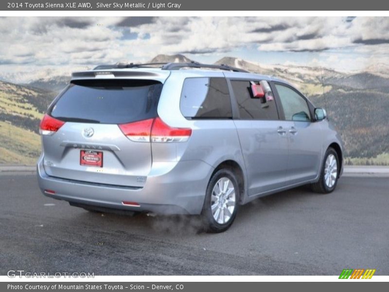 Silver Sky Metallic / Light Gray 2014 Toyota Sienna XLE AWD