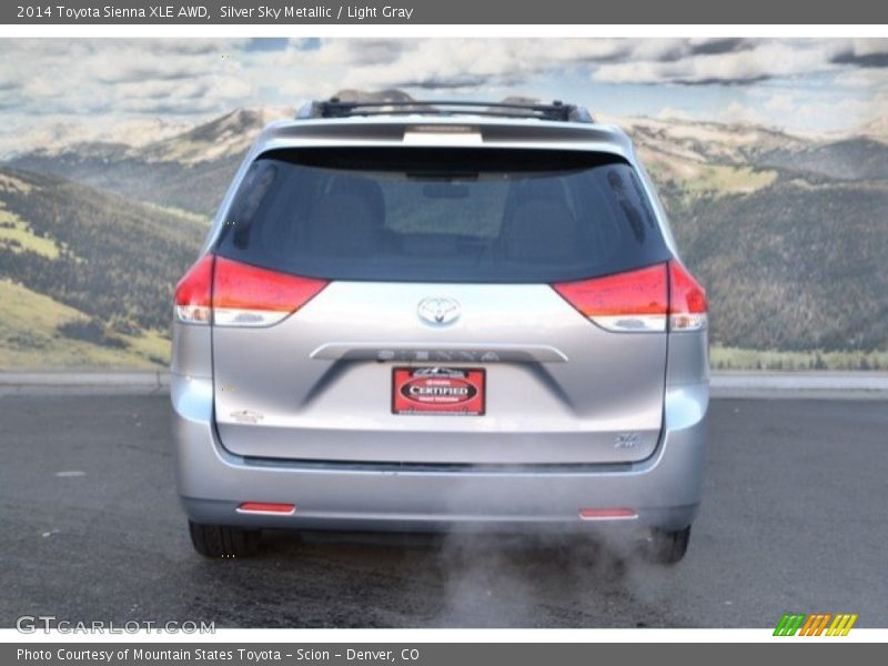 Silver Sky Metallic / Light Gray 2014 Toyota Sienna XLE AWD