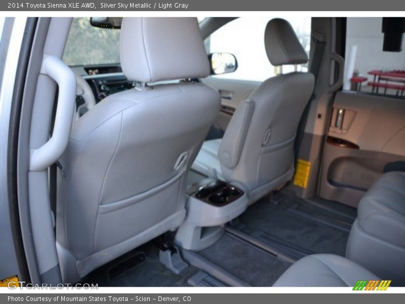 Silver Sky Metallic / Light Gray 2014 Toyota Sienna XLE AWD