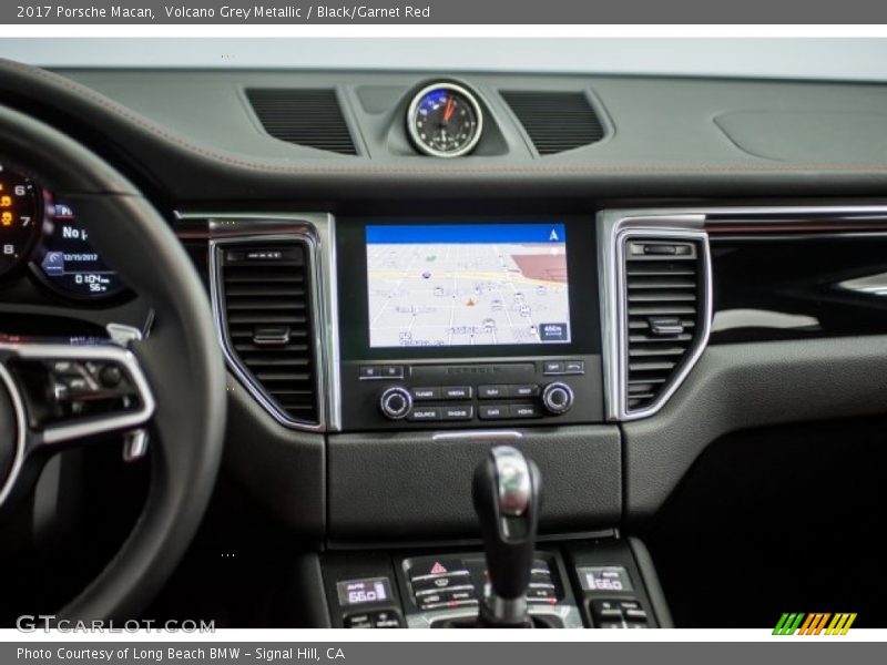 Controls of 2017 Macan 