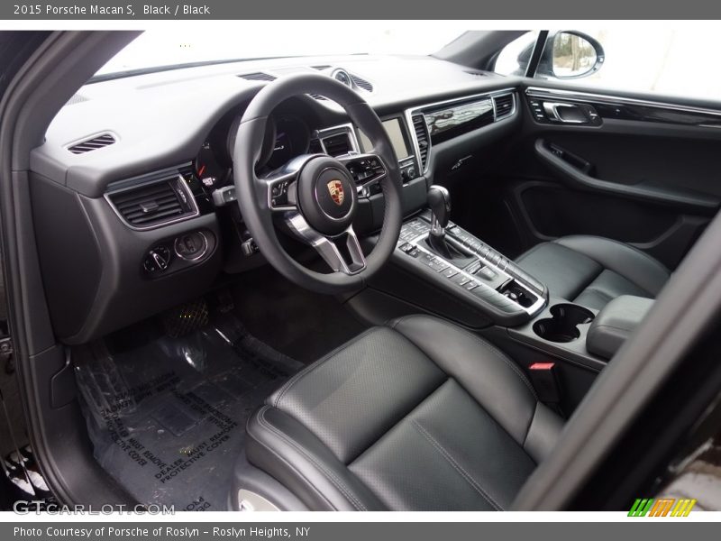 Black / Black 2015 Porsche Macan S