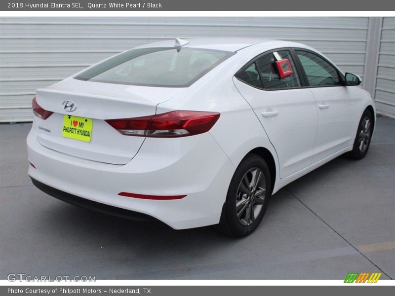 Quartz White Pearl / Black 2018 Hyundai Elantra SEL