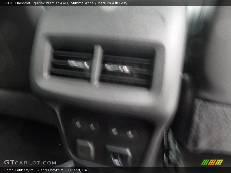Summit White / Medium Ash Gray 2018 Chevrolet Equinox Premier AWD
