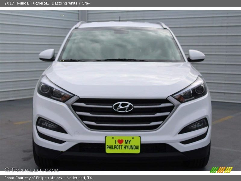 Dazzling White / Gray 2017 Hyundai Tucson SE