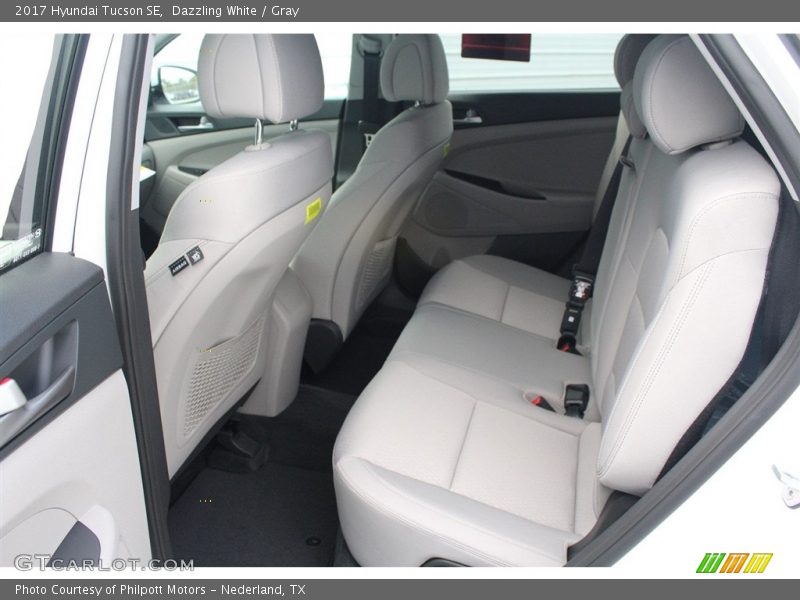Dazzling White / Gray 2017 Hyundai Tucson SE