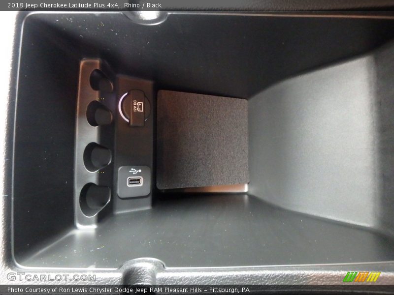 Rhino / Black 2018 Jeep Cherokee Latitude Plus 4x4