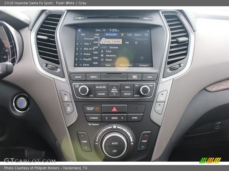 Pearl White / Gray 2018 Hyundai Santa Fe Sport
