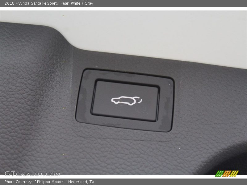 Pearl White / Gray 2018 Hyundai Santa Fe Sport
