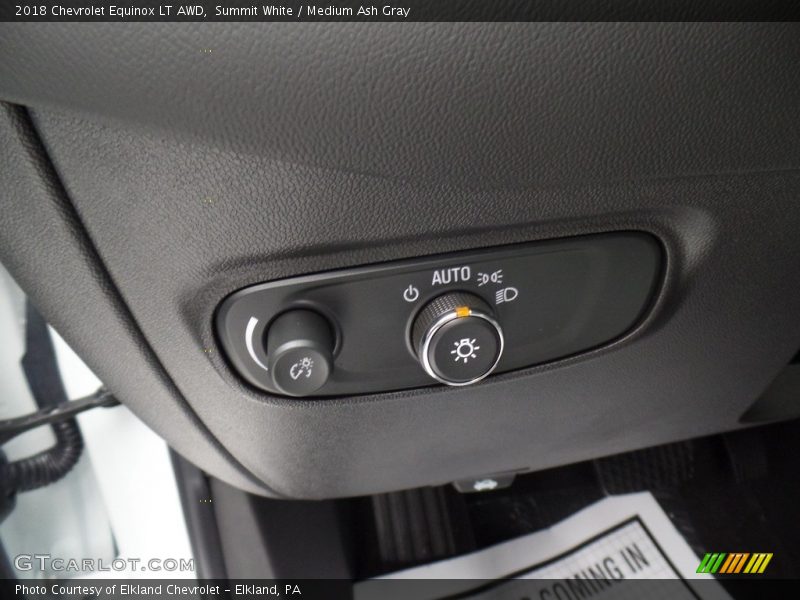 Summit White / Medium Ash Gray 2018 Chevrolet Equinox LT AWD