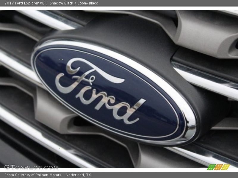 Shadow Black / Ebony Black 2017 Ford Explorer XLT